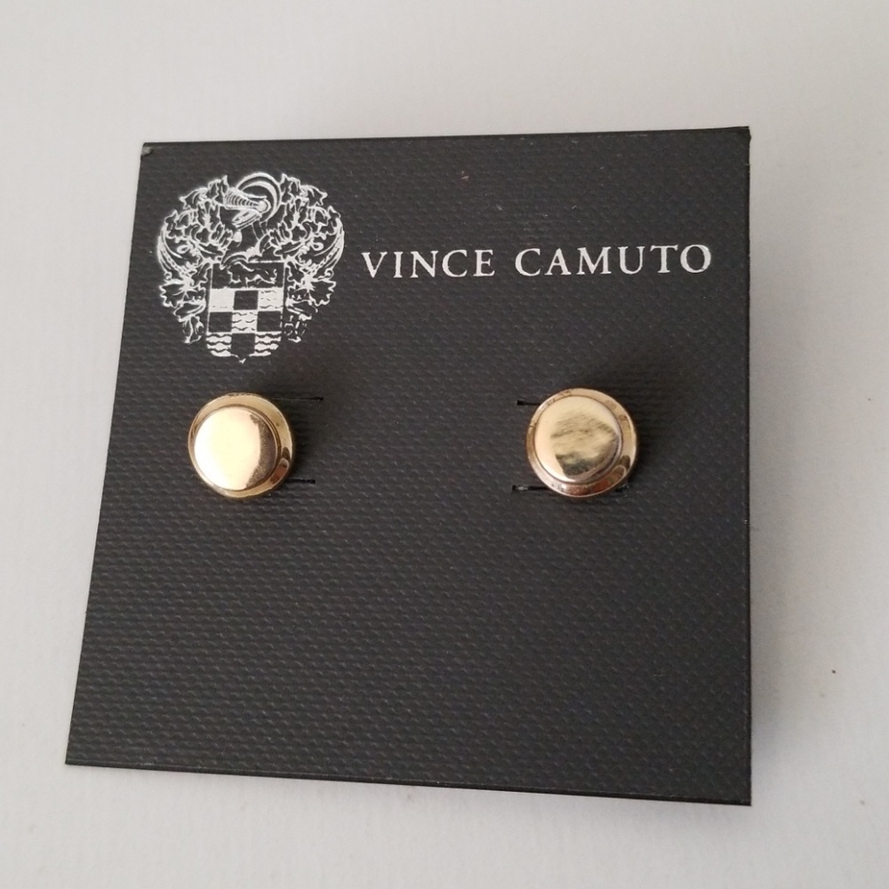 Vince Camuto Stud Gold earrings